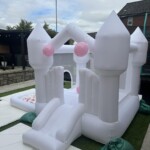 JLT-Events bouncy castle
